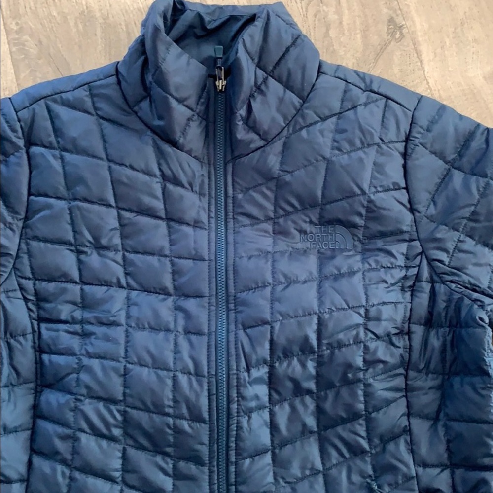 The north face thermoball jacket women navy